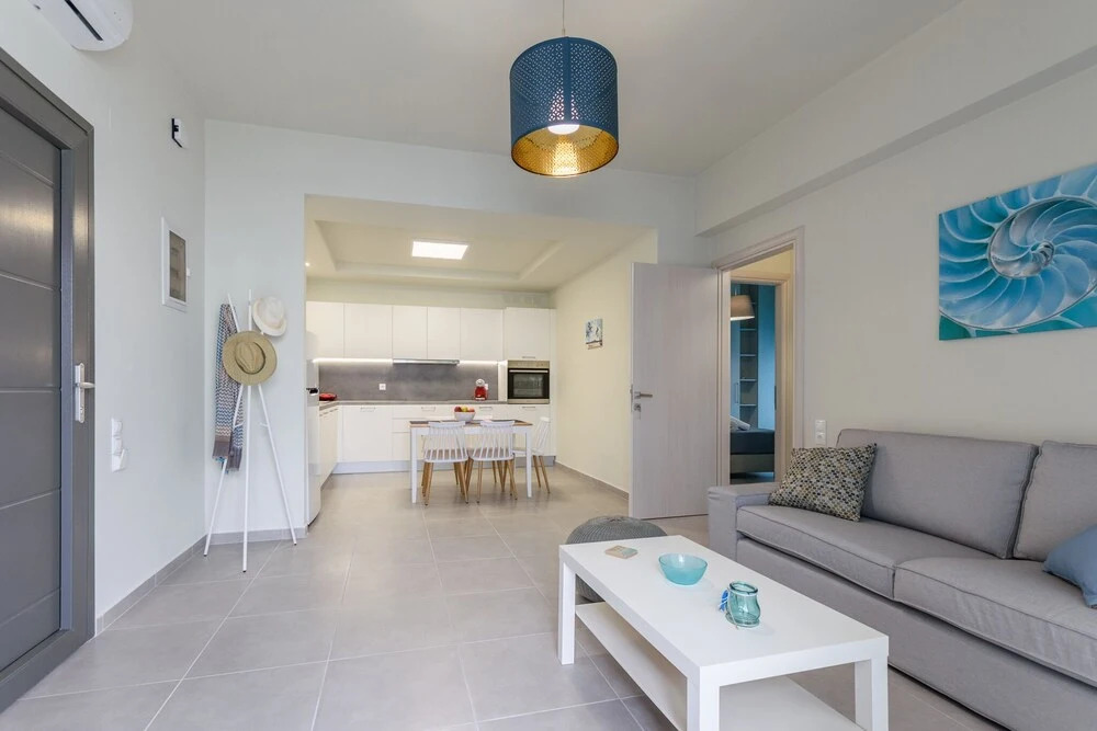 Seashell Apt 2