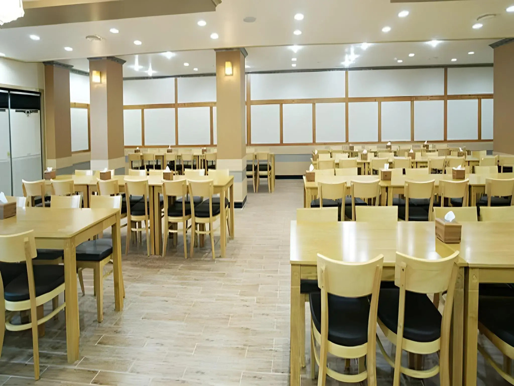 Raum Hotel