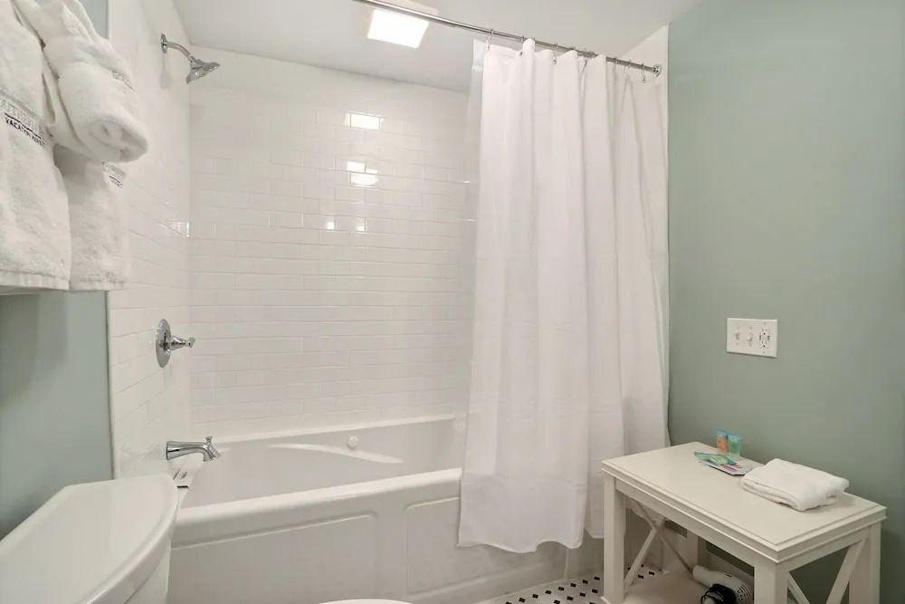Gallery Stays - Parkside Suite
