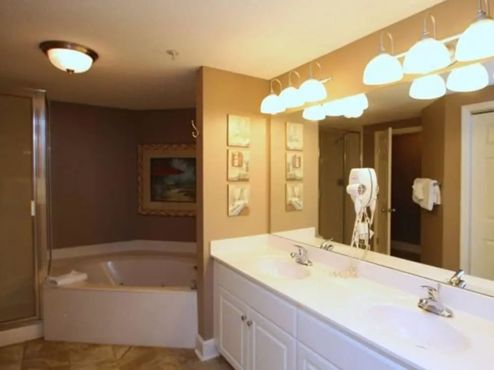 Majestic 2202 West Tower 1 - Four Bedroom Condo