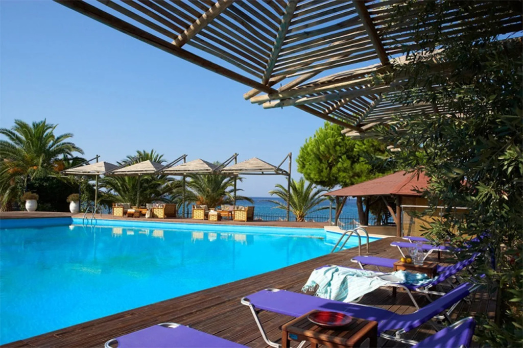 Kamari Beach Hotel