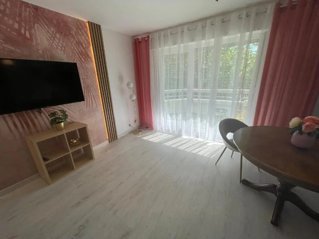 Le Grand Dollfus, 90m2 de Charme Au Coeur de Ville