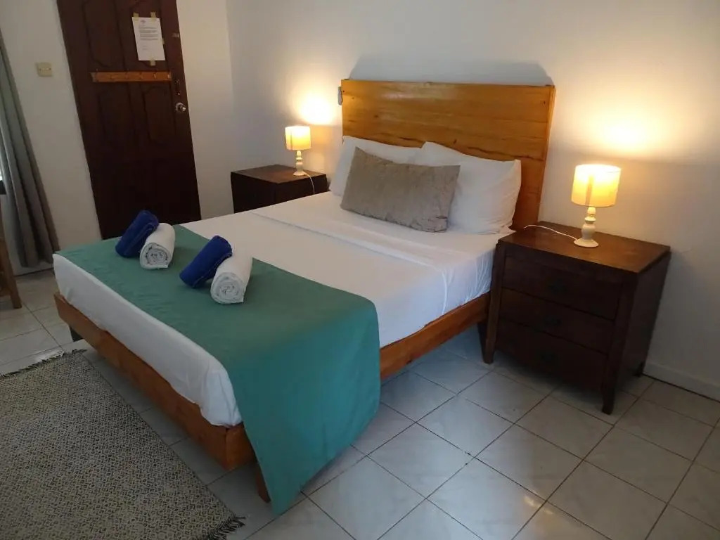 Castaway Lodge