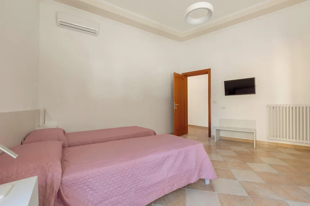 3900 Leccelsa Dimora by Barbarhouse