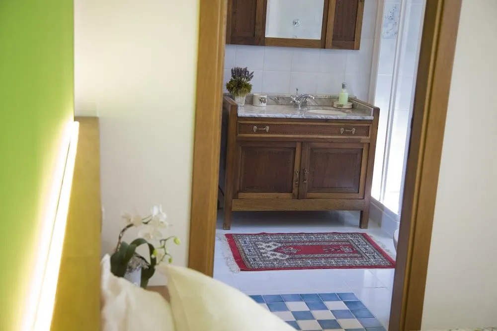 Bellafiora Bed & Breakfast