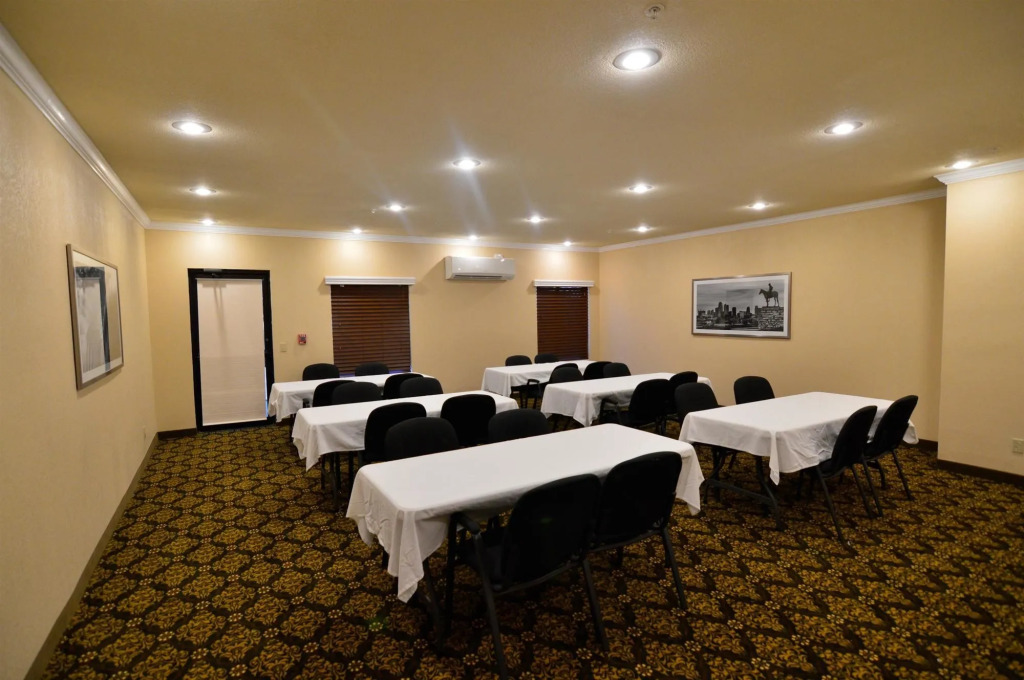 Best Western Plus Lees Summit Hotel & Suites