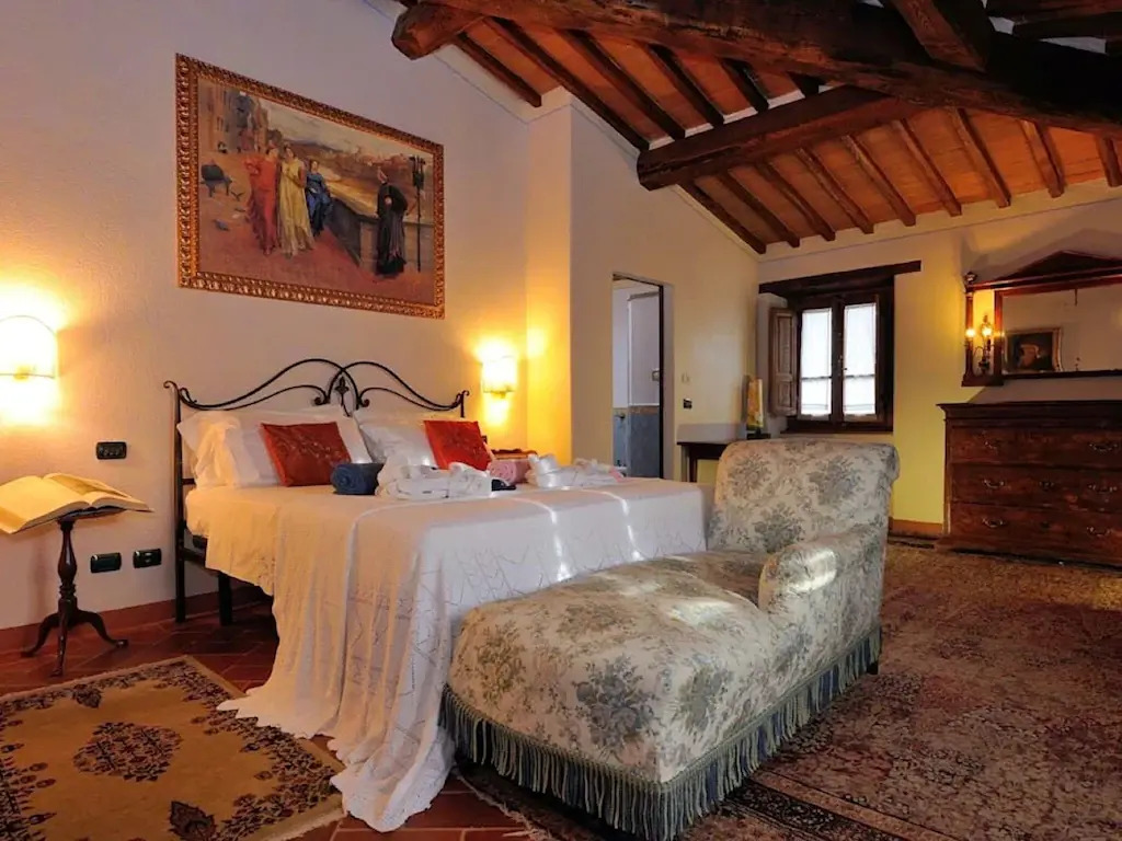 Tuscan Family Villa with Sauna