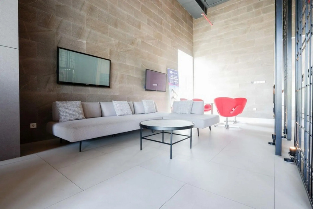 RedDoorz Apartment near Exit Toll Colomadu