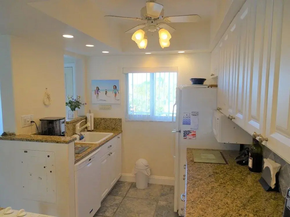 Sunset Royale - 308 1 Bedroom 1 Bathroom Condo