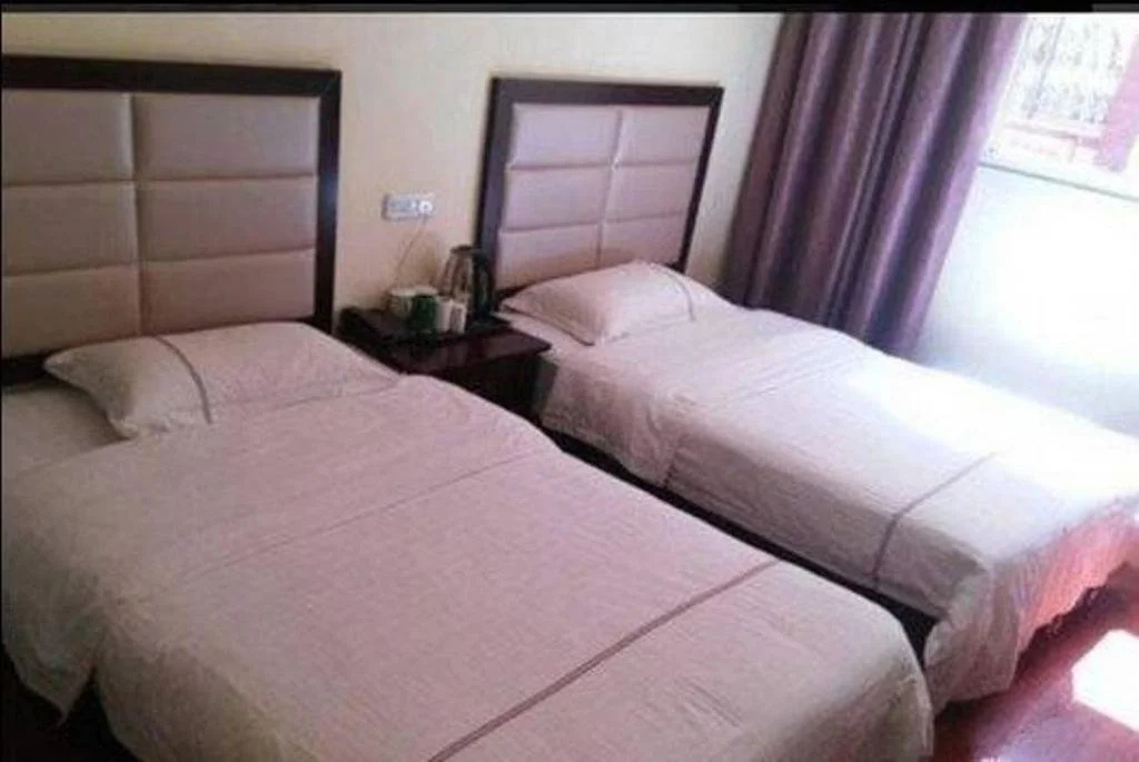 Tongxing Business Hotel
