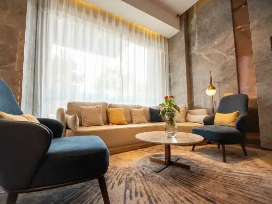 CHAMJOY Hotel (Cixi City Government Yintai City)