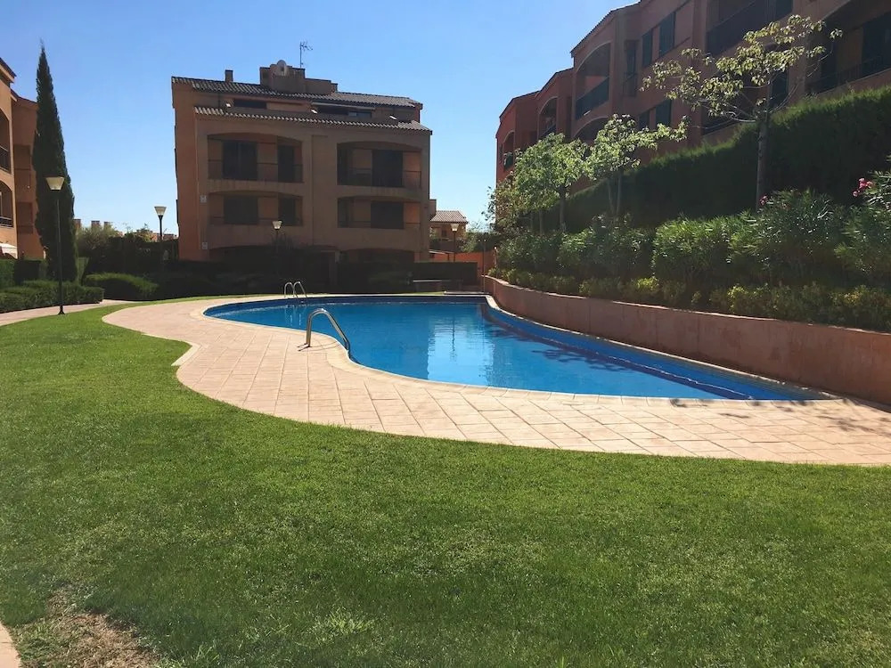 Bajo con Terraza Privada Marina Sant Jordi