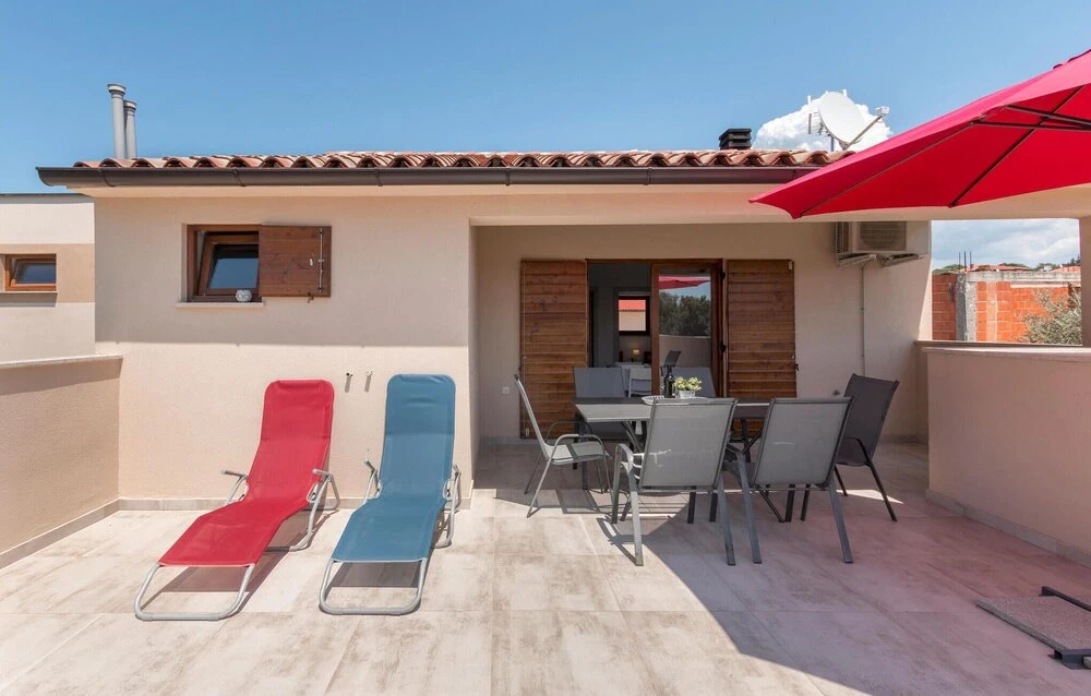 Stunning Home in Barbariga With 4 Bedrooms, Wifi and Outdoor Swimming Pool