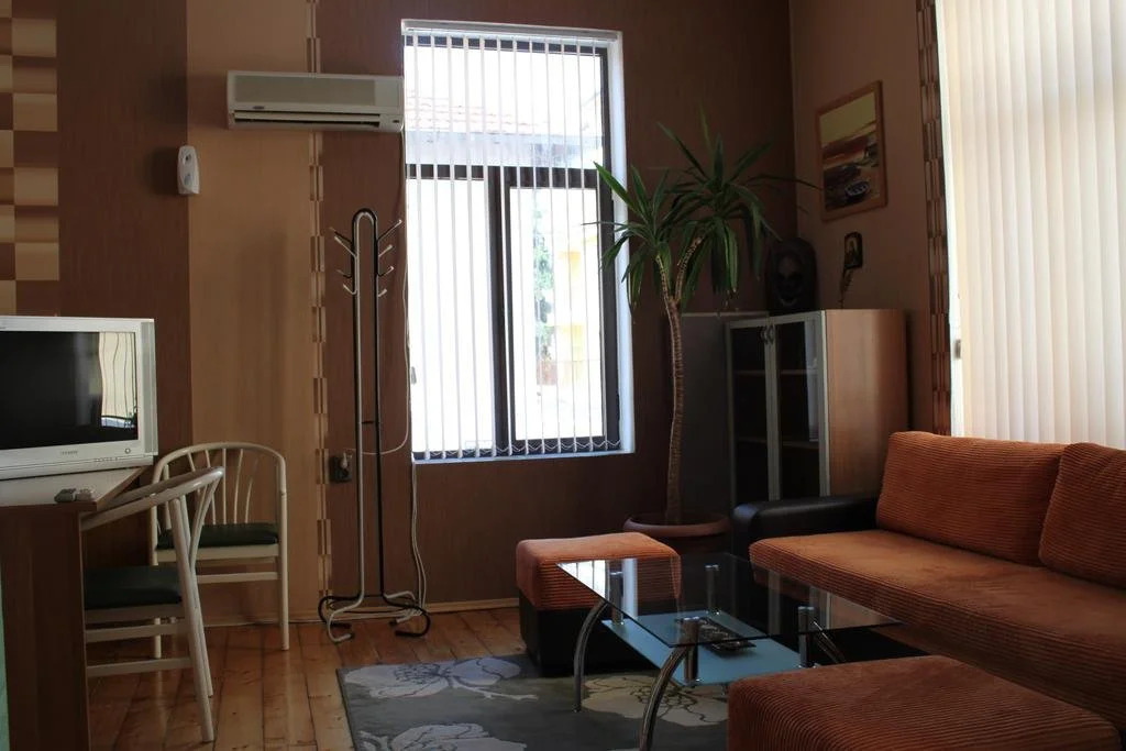 Guest House Diron