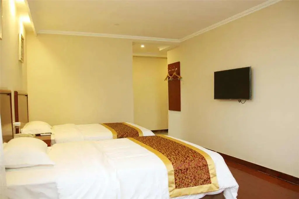 GreenTree Inn Shanghai Huinan Jinghai Road Express Hotel
