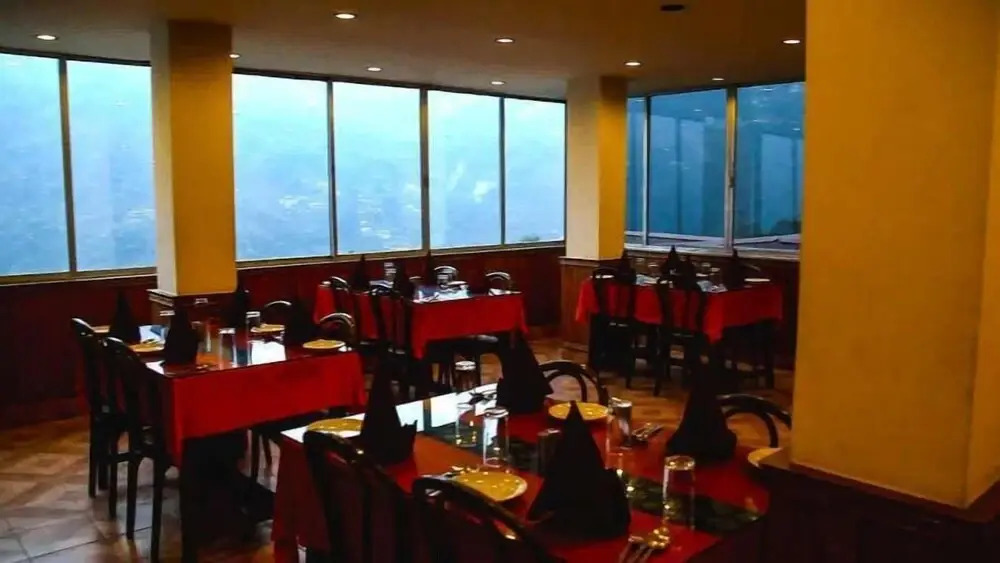 Hotel Mayal Retreat