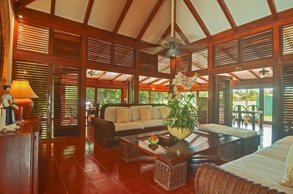 Golf Villa Close to the Beach No00