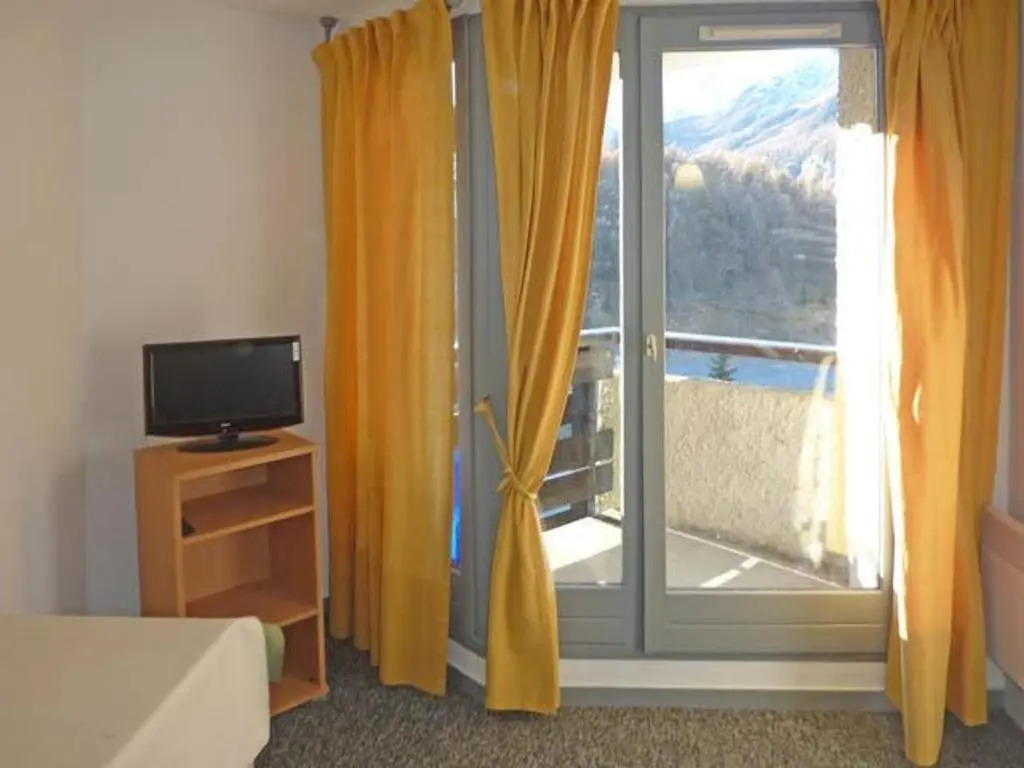 Appartement Les Orres, 1 pièce, 4 personnes - FR-1-322-12