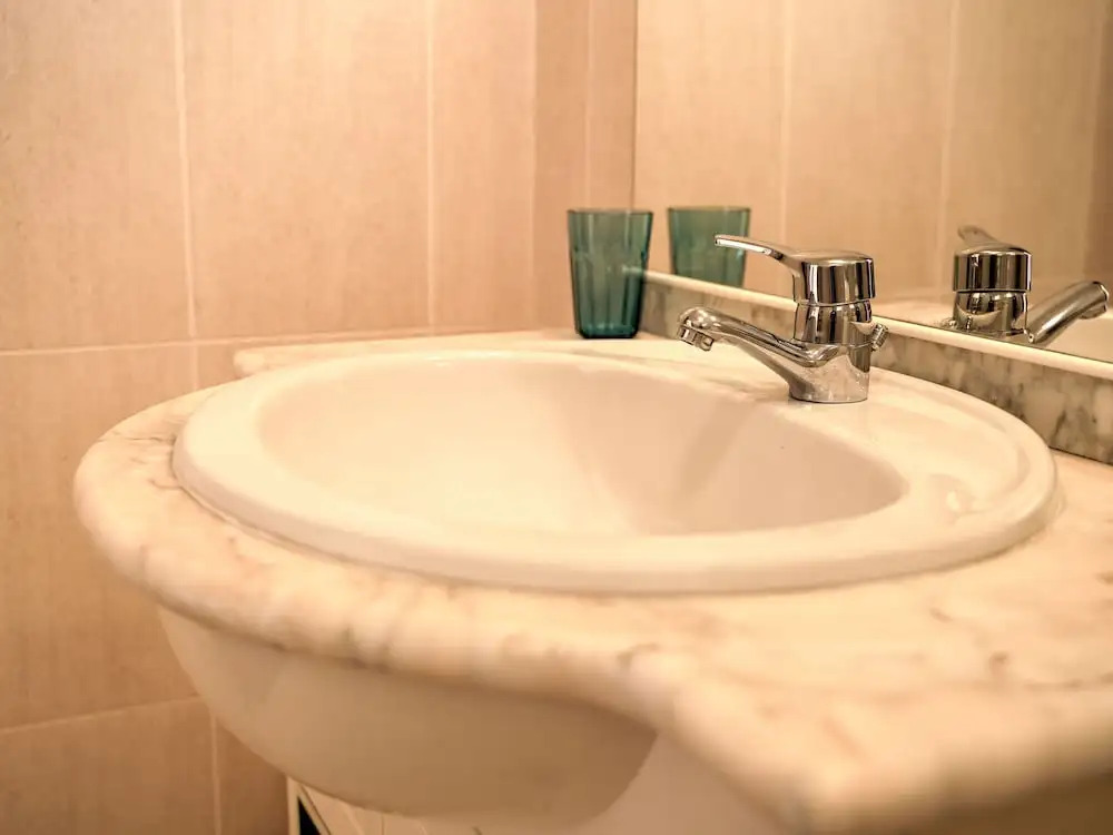 Excellent one Bedroom Apartment in Meia Praia, With Communal Pool