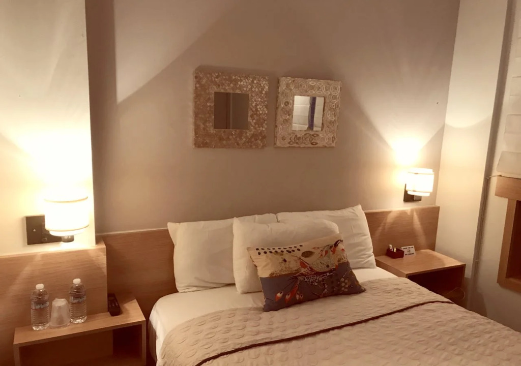 Touchstone Hotel - City Center