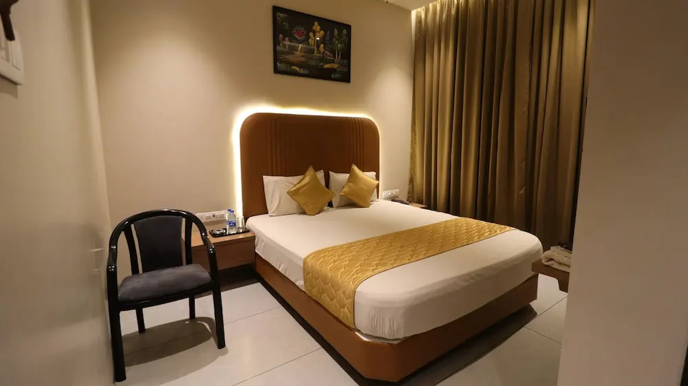 Hotel The UBE Residency