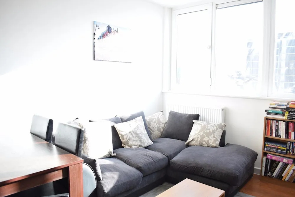 1 Bedroom Apartment Opposite Shoreditch Park