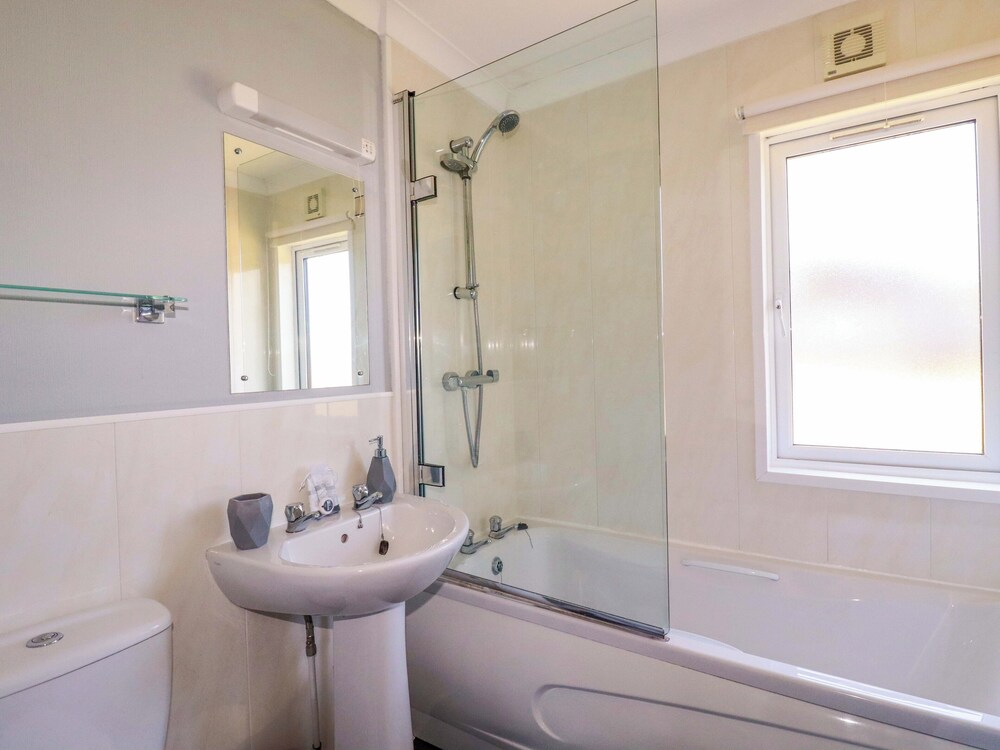 Lodge 9- Lamorna