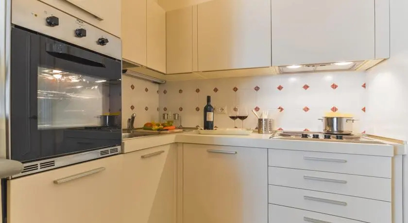 Topazia Halldis Apartment