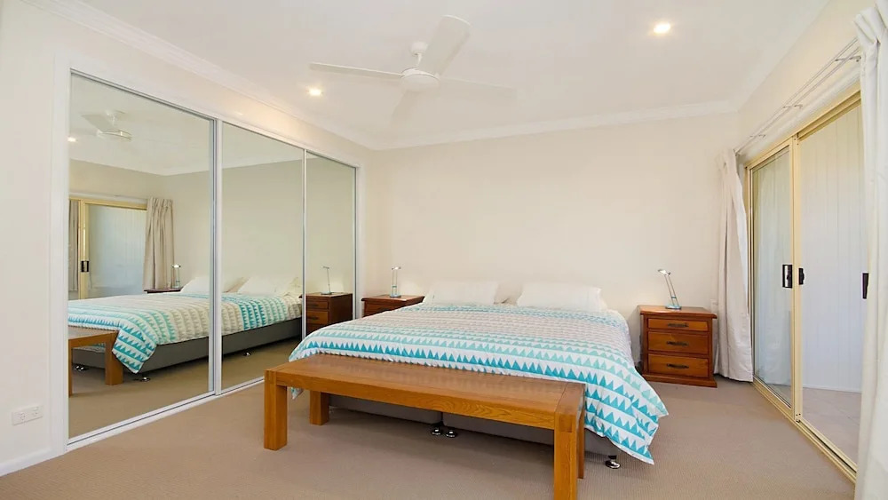 Orient Lane on the Hill by Kingscliff Accommodation