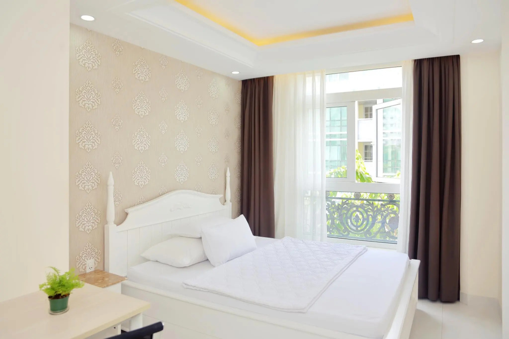 Sunshine Hotel & Apartment