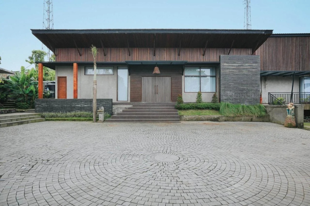 Pramana Zahill