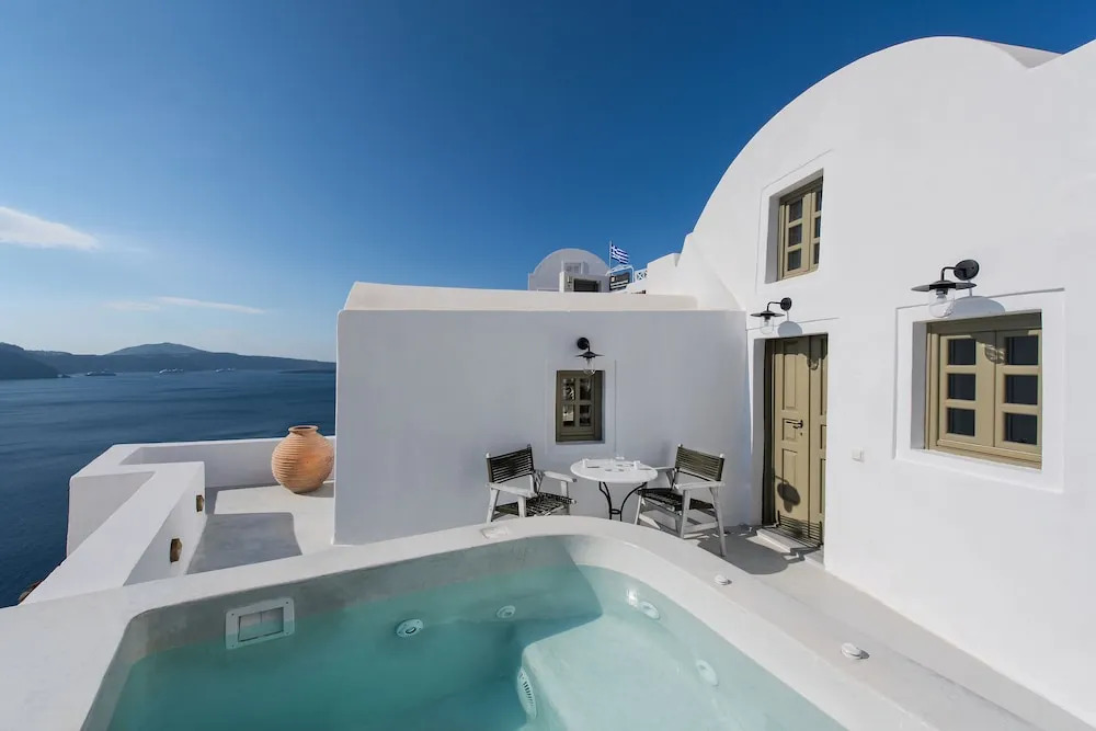 Rhenias Villas