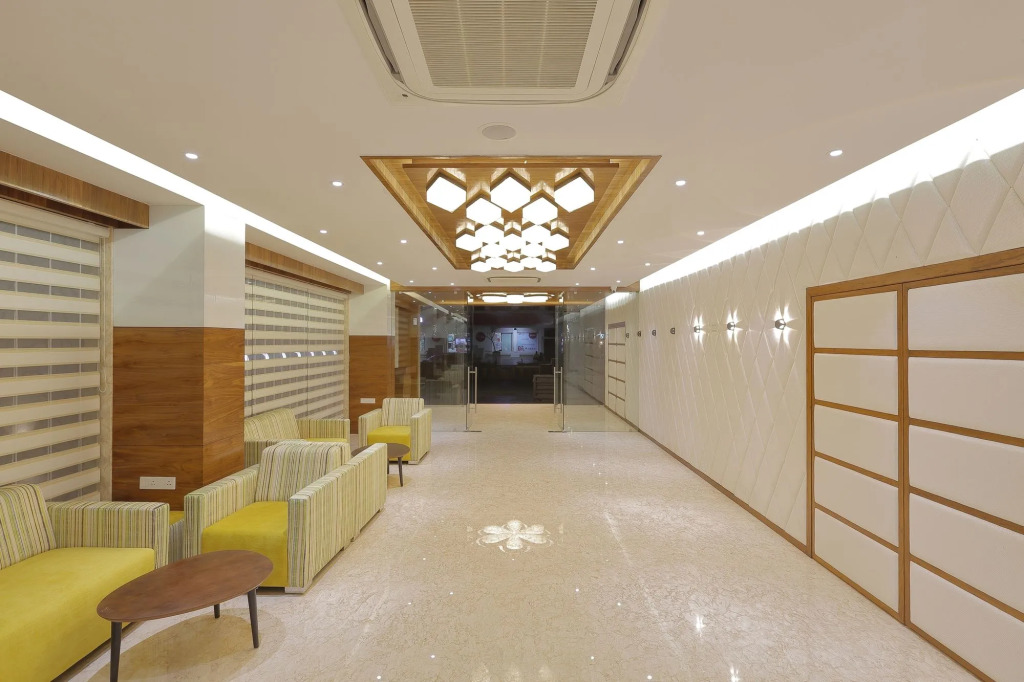 Hotel Silver Heights