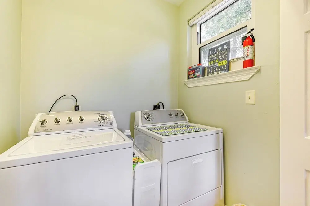 Sandestin Resort Condo w/ 6-seater Golf Cart