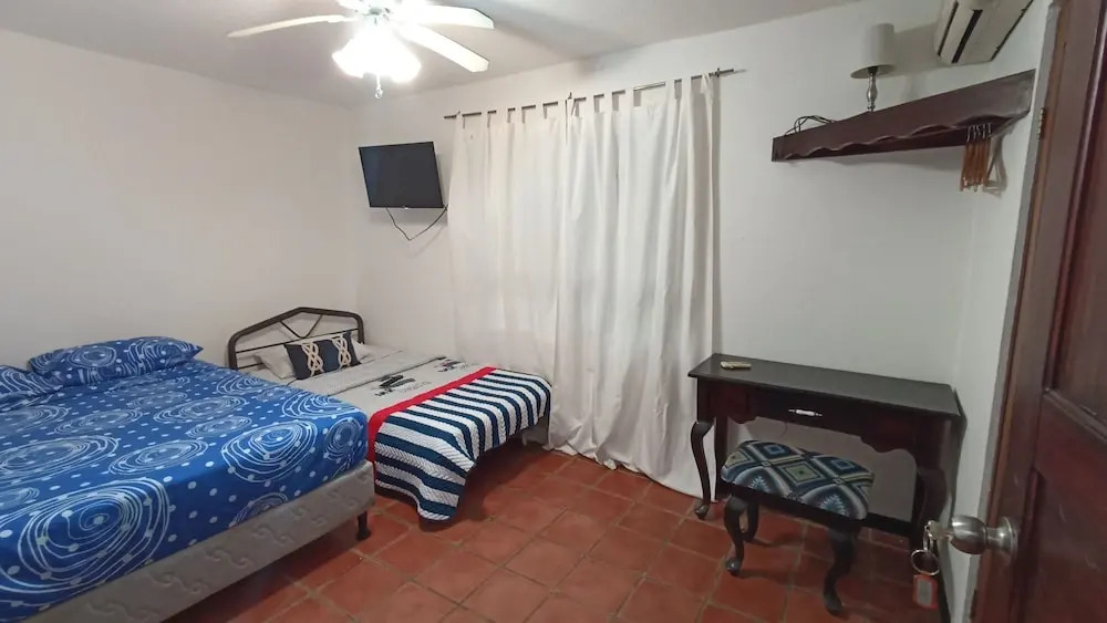 Hotel Casa Blanca