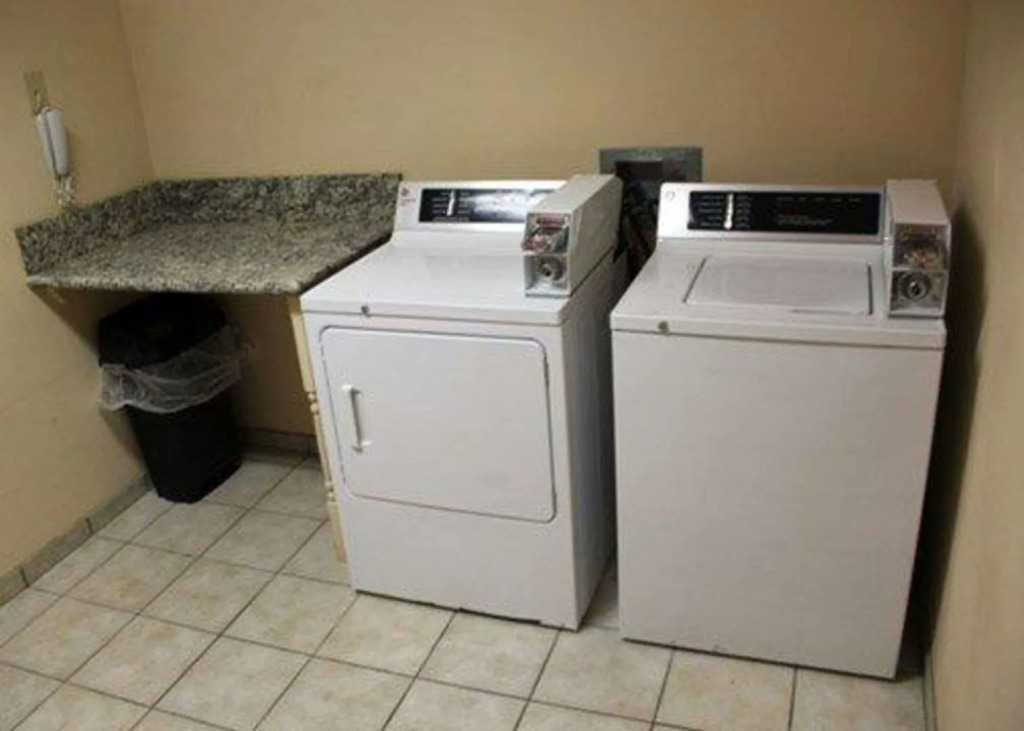 Comfort Inn & Suites Charleston Airport Convention Center