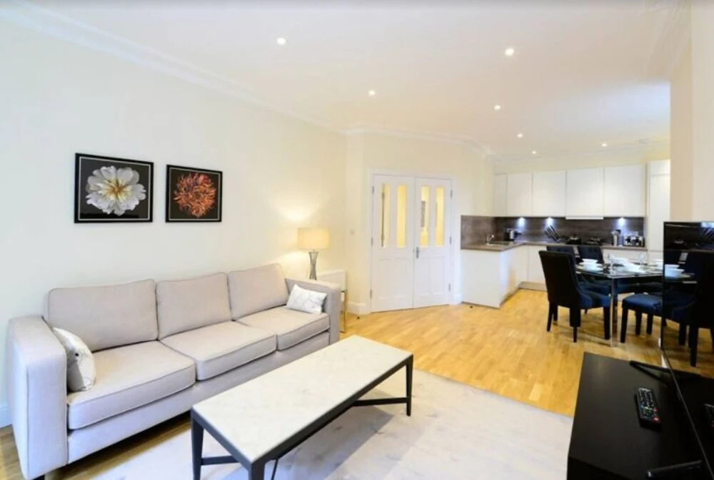 Luxurious 3 Double Bedroom Apartment Hammersmith