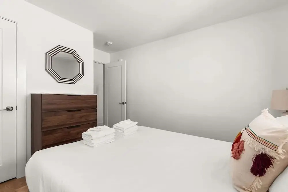 Chic Retreat In The Heart Of Nashville Unit #4a 2 Bedroom Apts
