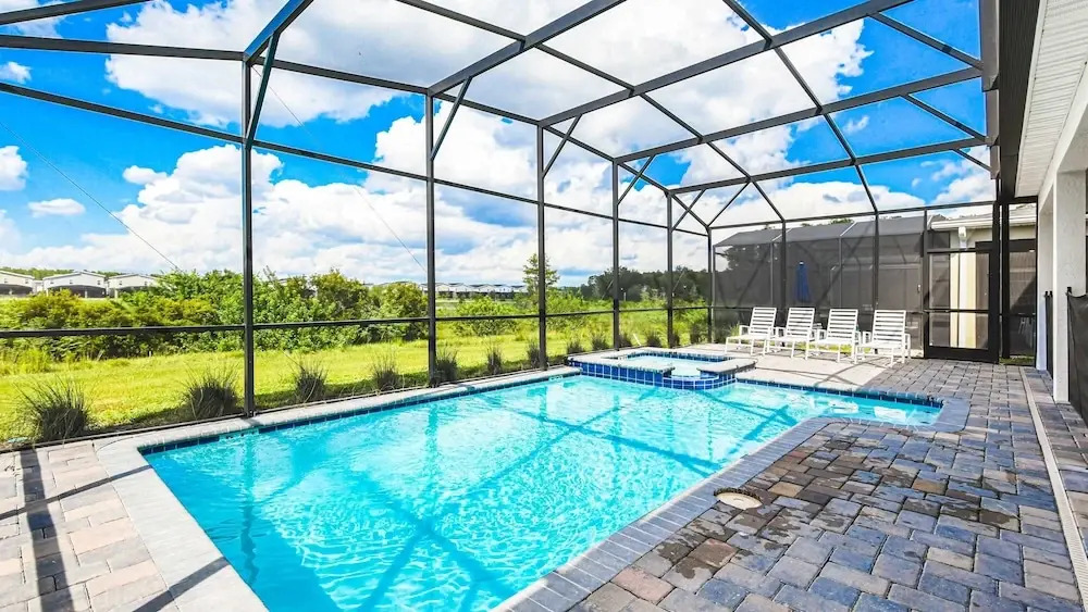 Storey Lake Resort 8br Cozy Home With Theater 2916