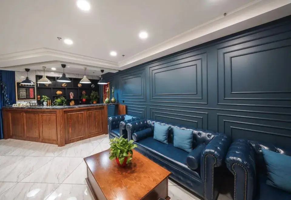 Sunshine Hotel 1st Road (Altay Emerald Bay)