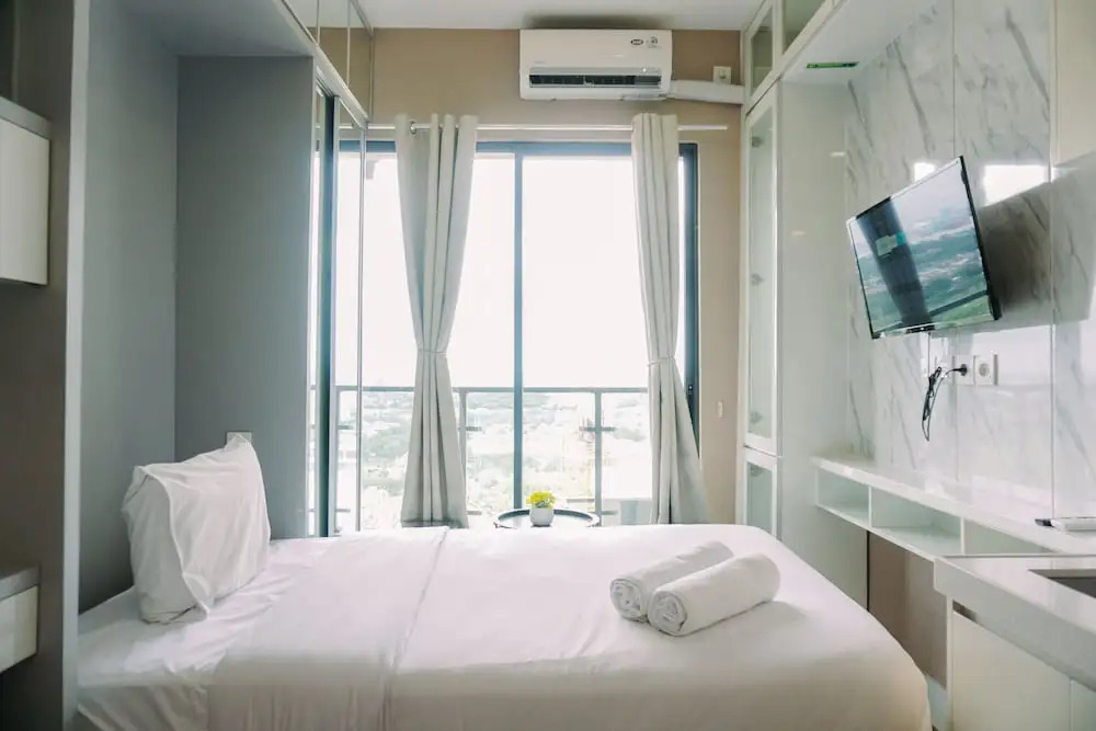 Best Deal And Strategic Studio Sky House Bsd Apartment