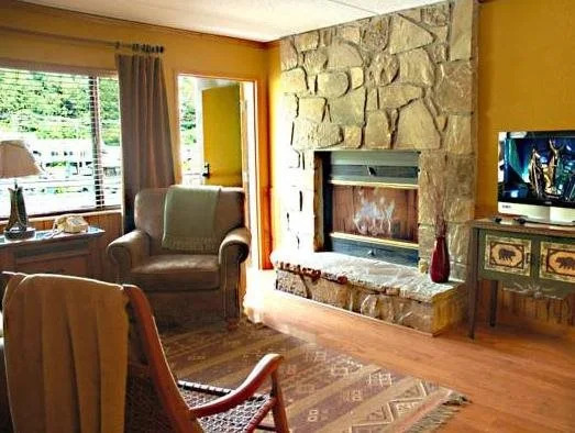Mountain Village Inn Condominiums