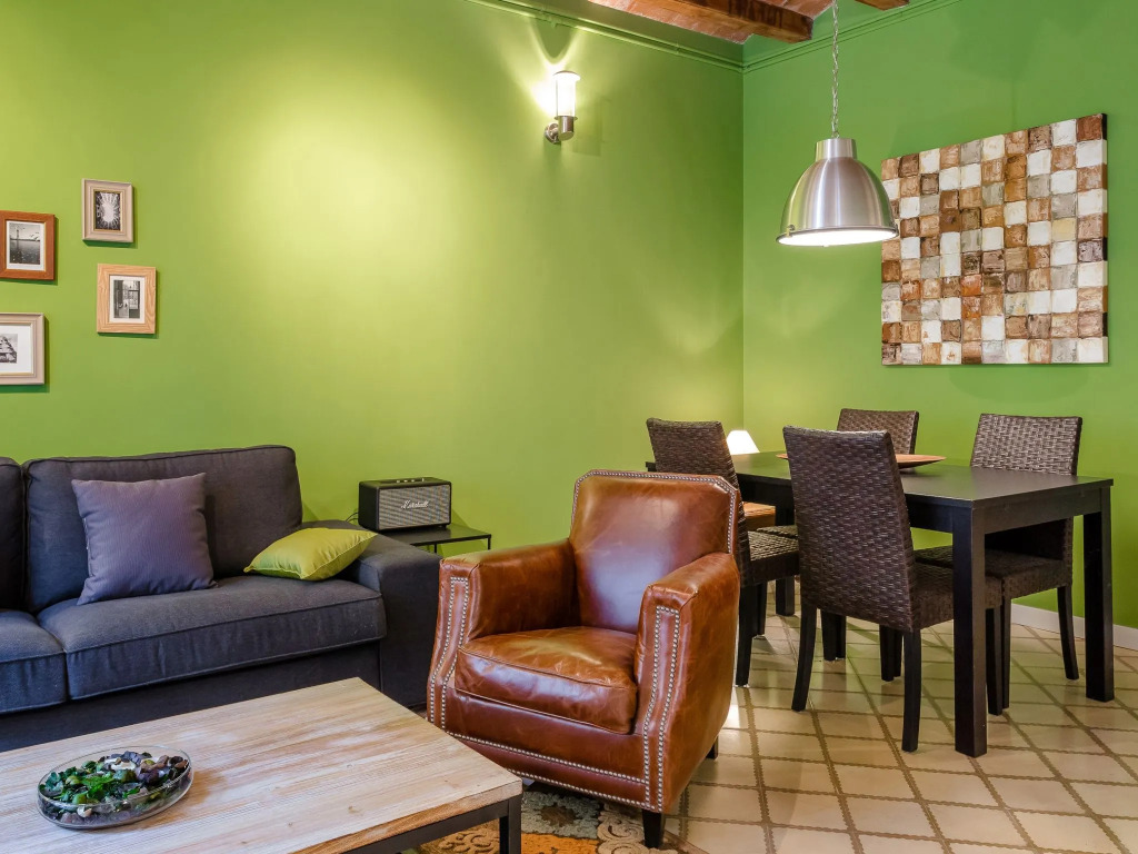 Urban District - St. Antoni Market Apartment