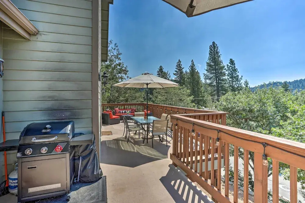 'the Zen Playhouse' w/ Lake Arrowhead Access!