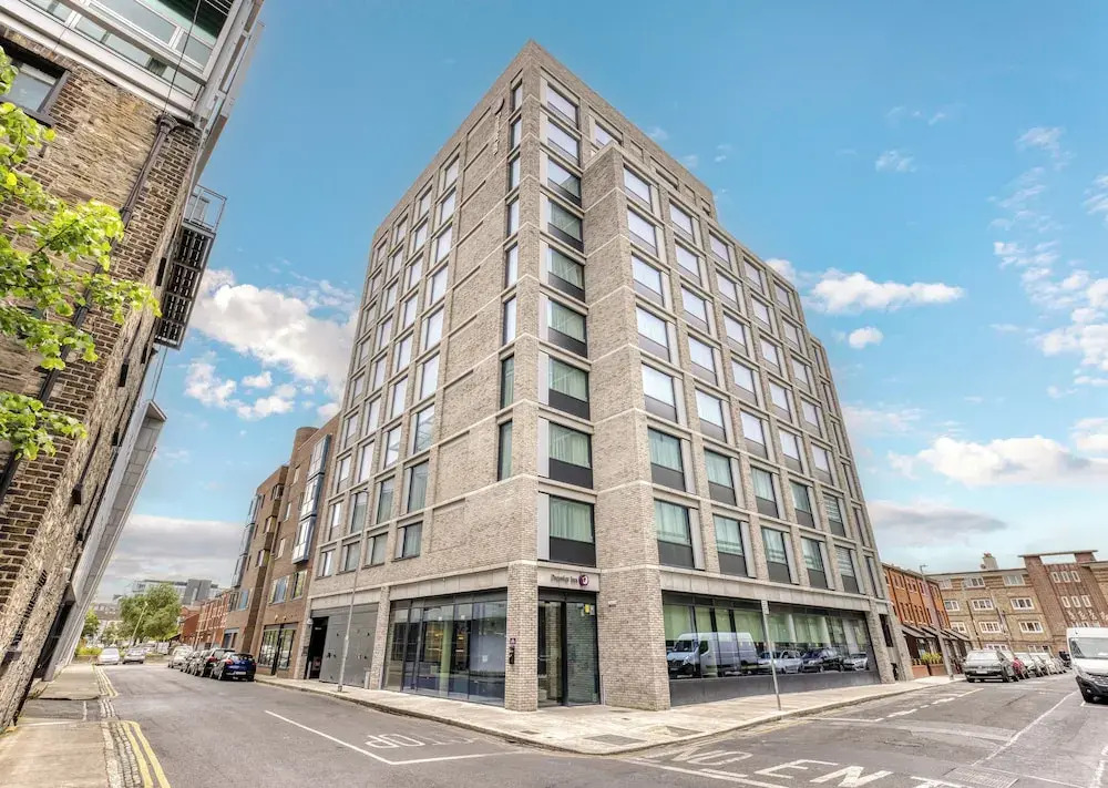 Premier Inn Dublin City Gloucester St South