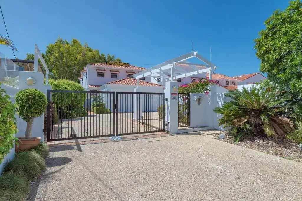 Villa Aqua
