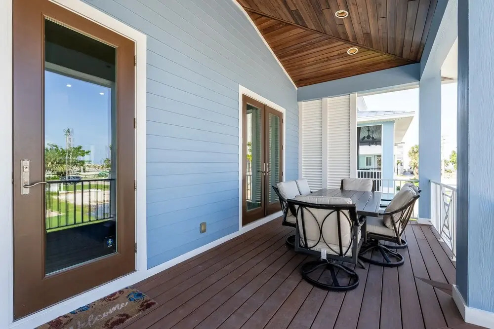 134 Pearl St 3 Bedroom Home by RedAwning