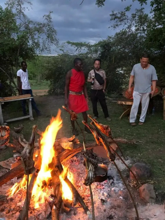 Explore Mara Camp