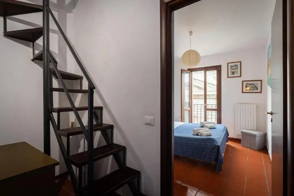 Attico Sesto Canto