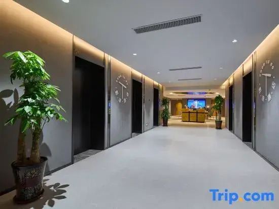 VYLUK Hotel (Lanzhou Wanda Mao Aotizhongxin Subway Station)